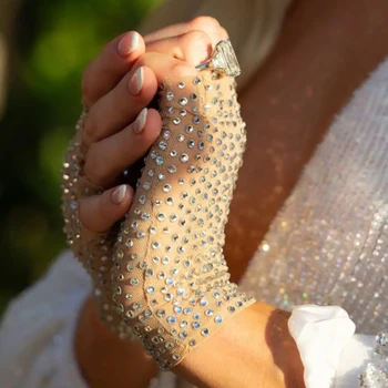 Перчатки Пэрис Хилтон, свадебные перчатки телесного цвета, блестящие стразы, белые, черные тюлевые перчатки, Прозрачные перчатки без пальцев для женщин Изображение