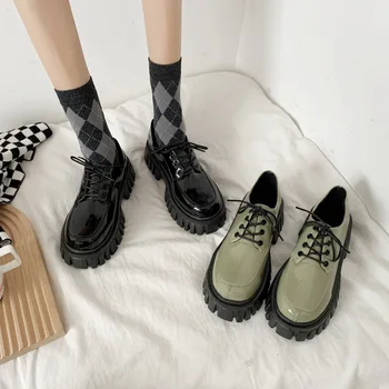 Осенью 2023 года Новые маленькие кожаные туфли на толстой подошве Женские туфли Matsuke повышенной прочности из лакированной кожи на шнуровке в британском стиле Single Sho Изображение